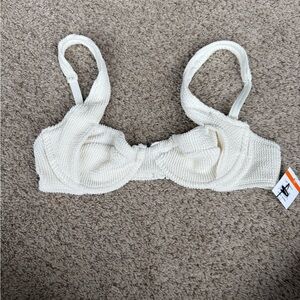 Good American Textured Bikini Top